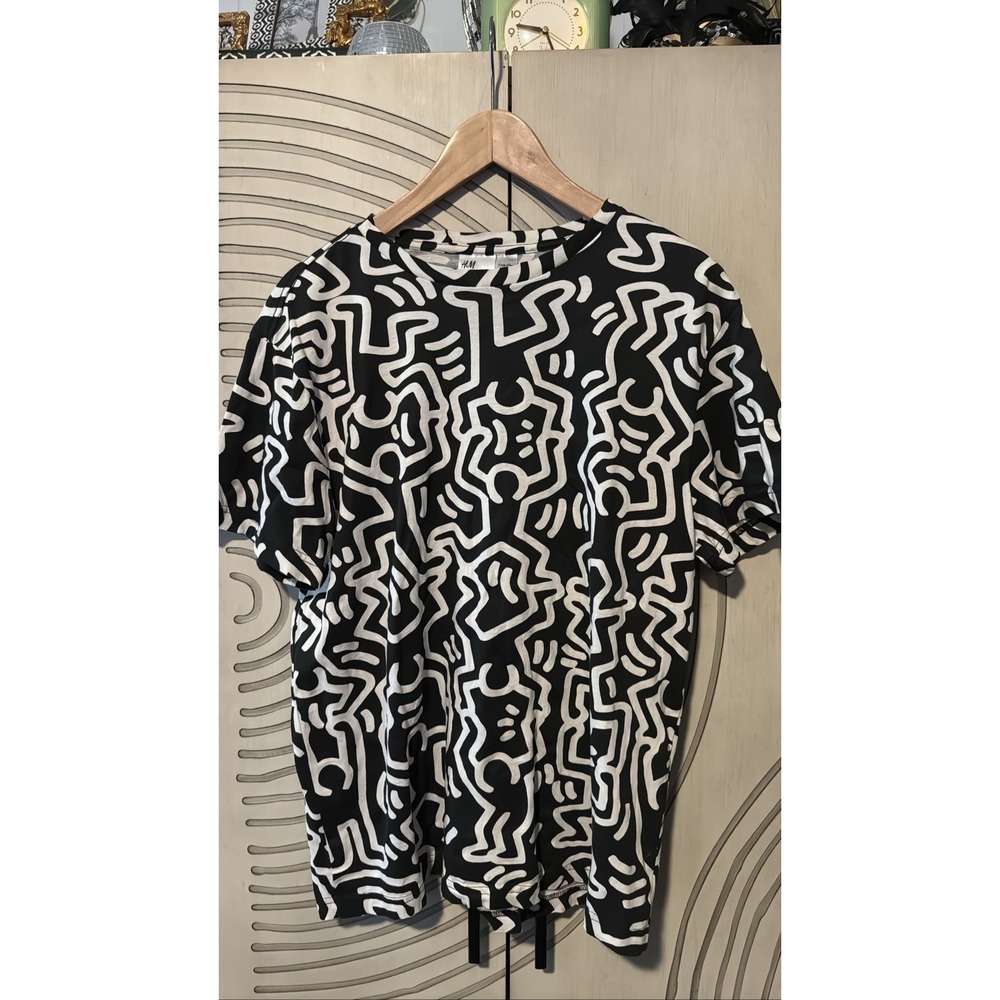 H&M Keith Haring Black White Dancing Figures All Over Print T-Shirt Men's Medium